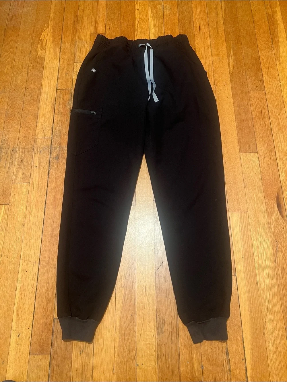 Figs Zamora High-Waisted Jogger Scrub Pants in Black, Women’s Medium Tall